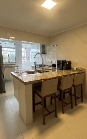 Casa à venda com 210m², 3 quartos e 5 vagas Casa à venda com 210m², 3 quartos e 5 vagasCozinha
