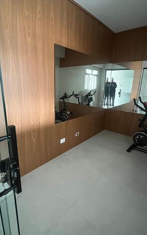 Casa à venda com 210m², 3 quartos e 5 vagas Casa à venda com 210m², 3 quartos e 5 vagasAcademia