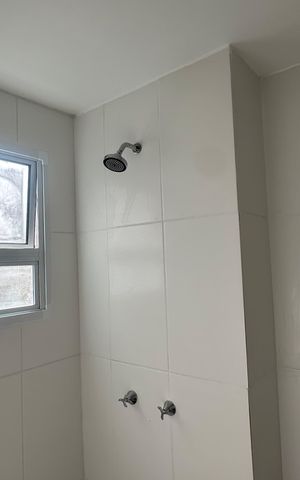 Apartamento à venda com 72m², 2 quartos e 1 vaga Apartamento à venda com 72m², 2 quartos e 1 vagaBanheiro do Quarto 1
