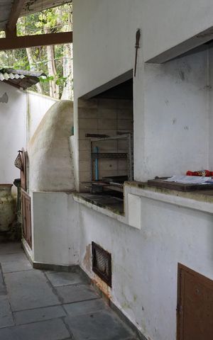 Casa para alugar com 3500m², 4 quartos e 4 vagasChurrasqueira