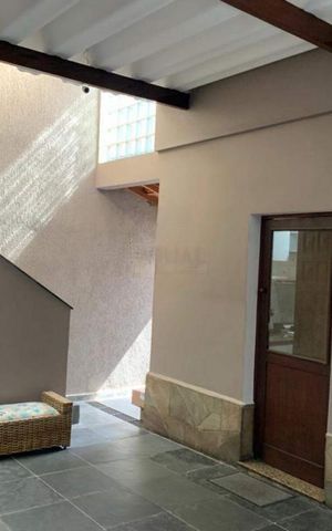 Casa à venda com 280m², 4 quartos e 5 vagas