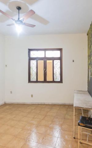 Casa à venda com 120m², 3 quartos e sem vagaSuíte (entrada independente) 