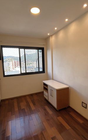 Apartamento à venda com 164m², 4 quartos e 3 vagasQuarto 4 - Suíte