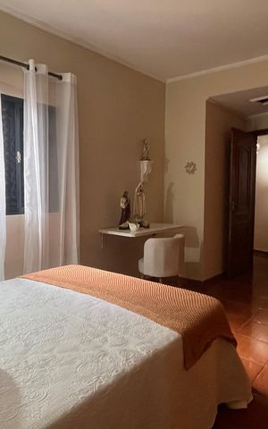 Casa à venda com 269m², 3 quartos e 3 vagas