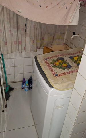 Apartamento à venda com 48m², 2 quartos e 1 vaga Apartamento à venda com 48m², 2 quartos e 1 vagaÁrea de serviço