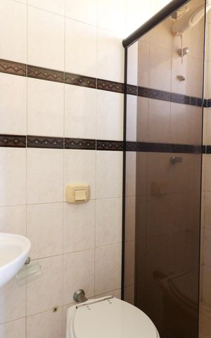 Apartamento para alugar com 85m², 3 quartos e 1 vaga Apartamento para alugar com 85m², 3 quartos e 1 vagaBanheiro da Suíte