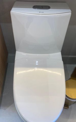 Studio para alugar com 27m², 1 quarto e sem vaga Studio para alugar com 27m², 1 quarto e sem vagaBanheiro social