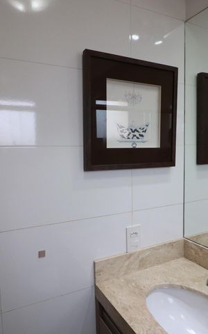 Casa para alugar com 120m², 3 quartos e 3 vagasBanheiro 