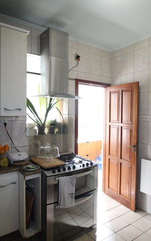 Apartamento à venda com 137m², 3 quartos e sem vagaCozinha