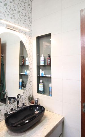 Apartamento à venda com 137m², 3 quartos e sem vagaBanheiro