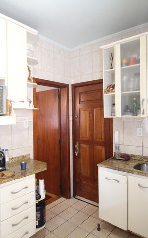 Apartamento à venda com 137m², 3 quartos e sem vagaCozinha