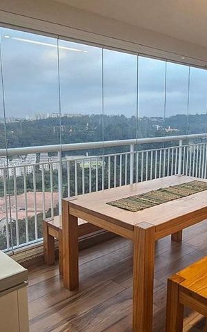 Apartamento à venda com 136m², 3 quartos e 3 vagas Apartamento à venda com 136m², 3 quartos e 3 vagasVaranda