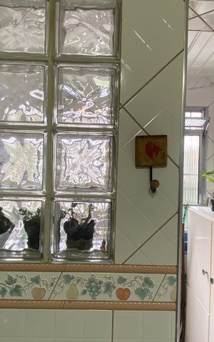 Apartamento à venda com 76m², 3 quartos e 1 vagaÁrea de Serviço