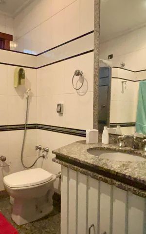 Casa à venda com 580m², 3 quartos e 5 vagasBanheiro