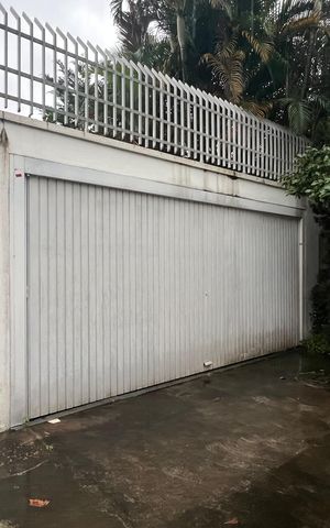 Casa à venda com 580m², 3 quartos e 5 vagasFachada