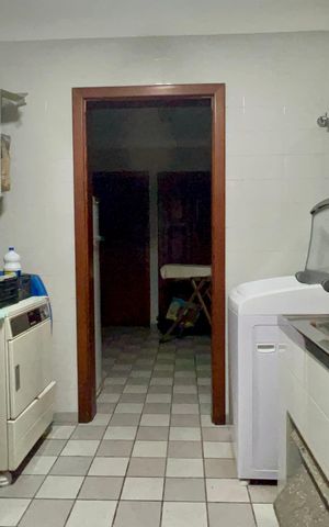 Casa à venda com 580m², 3 quartos e 5 vagasÁrea de Serviço