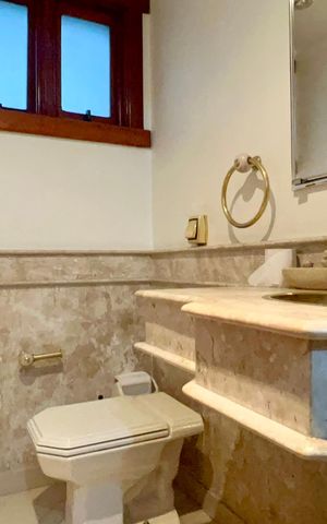 Casa à venda com 580m², 3 quartos e 5 vagasLavabo