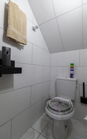 Casa de condomínio à venda com 64m², 2 quartos e 1 vaga Casa de condomínio à venda com 64m², 2 quartos e 1 vagaLavabo