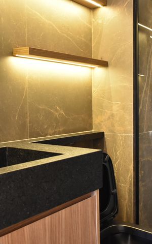Apartamento à venda com 77m², 2 quartos e 1 vagaBanheiro Social