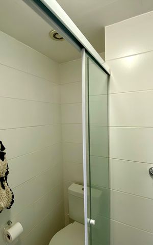 Apartamento para alugar com 57m², 3 quartos e 1 vaga Apartamento para alugar com 57m², 3 quartos e 1 vagaBanheiro 1
