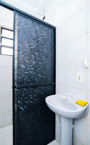 Casa à venda com 75m², 3 quartos e 2 vagasBanheiro da Suíte