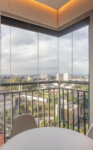 Apartamento à venda com 51m², 2 quartos e 1 vaga Apartamento à venda com 51m², 2 quartos e 1 vagaVaranda da sala