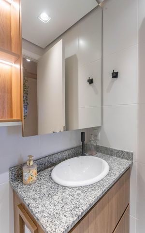 Apartamento à venda com 51m², 2 quartos e 1 vaga Apartamento à venda com 51m², 2 quartos e 1 vagaBanheiro social