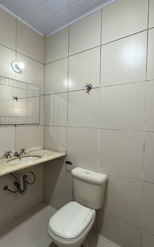 Casa para alugar com 50m², 1 quarto e sem vaga Casa para alugar com 50m², 1 quarto e sem vagaBanheiro