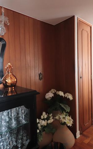 Apartamento para alugar com 205m², 4 quartos e 2 vagasEntrada