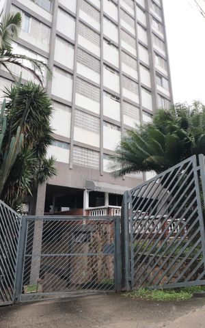 Apartamento para alugar com 205m², 4 quartos e 2 vagasFachada