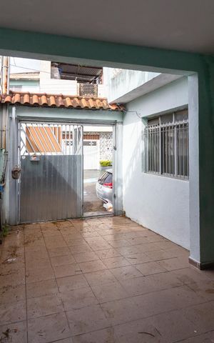 Casa à venda com 154m², 5 quartos e 1 vagaGaragem