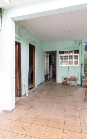 Casa à venda com 154m², 5 quartos e 1 vagaGaragem