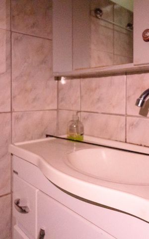 Casa à venda com 154m², 5 quartos e 1 vagaBanheiro 1