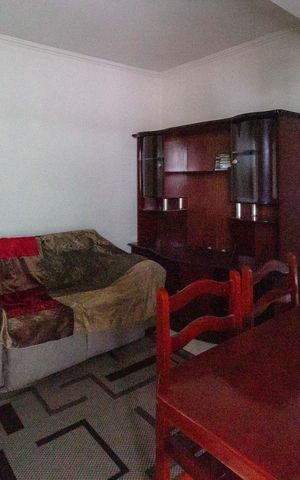 Casa à venda com 154m², 5 quartos e 1 vagaSala