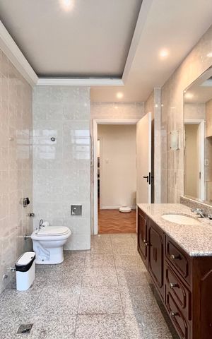Apartamento à venda com 295m², 4 quartos e 2 vagas