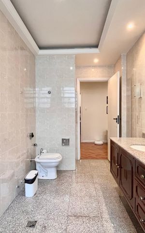 Apartamento à venda com 295m², 4 quartos e 2 vagas