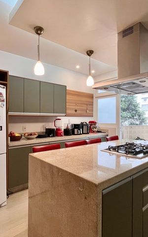 Apartamento à venda com 295m², 4 quartos e 2 vagas