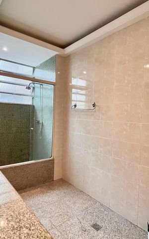 Apartamento à venda com 295m², 4 quartos e 2 vagas