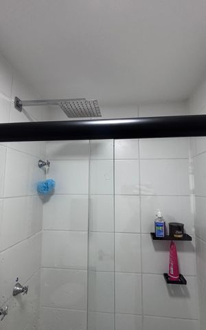 Apartamento à venda com 48m², 2 quartos e 1 vaga Apartamento à venda com 48m², 2 quartos e 1 vagaBanheiro