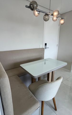 Apartamento à venda com 55m², 2 quartos e 1 vaga Apartamento à venda com 55m², 2 quartos e 1 vagaSala de jantar