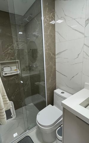 Apartamento à venda com 55m², 2 quartos e 1 vaga Apartamento à venda com 55m², 2 quartos e 1 vagaBanheiro