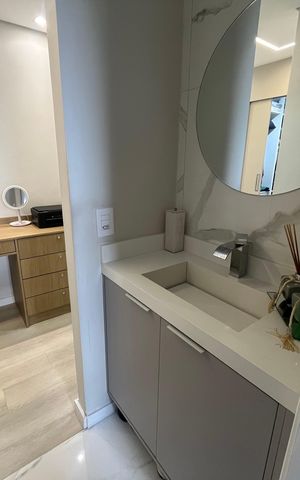 Apartamento à venda com 55m², 2 quartos e 1 vaga Apartamento à venda com 55m², 2 quartos e 1 vagaBanheiro