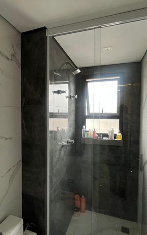 Apartamento à venda com 55m², 2 quartos e 1 vaga Apartamento à venda com 55m², 2 quartos e 1 vagaBanheiro