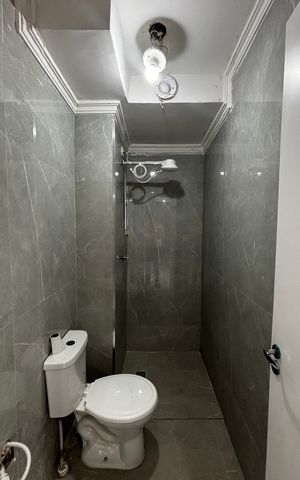 Apartamento à venda com 32m², 2 quartos e sem vaga Apartamento à venda com 32m², 2 quartos e sem vagaBanheiro
