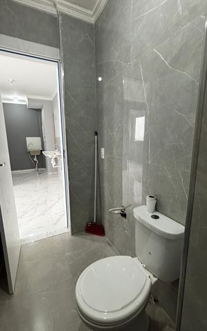 Apartamento à venda com 32m², 2 quartos e sem vaga Apartamento à venda com 32m², 2 quartos e sem vagaBanheiro