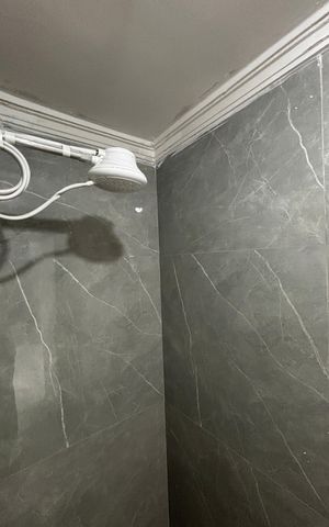 Apartamento à venda com 32m², 2 quartos e sem vaga Apartamento à venda com 32m², 2 quartos e sem vagaBanheiro