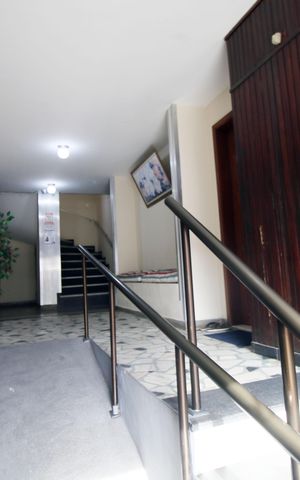 Apartamento à venda com 95m², 2 quartos e sem vagahall de entrada