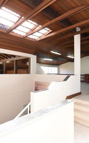 Casa à venda com 420m², 5 quartos e 4 vagasÁtico