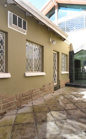 Casa à venda com 420m², 5 quartos e 4 vagasÁrea externa