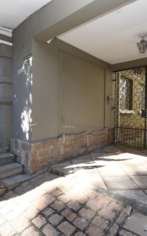 Casa à venda com 420m², 5 quartos e 4 vagasÁrea externa